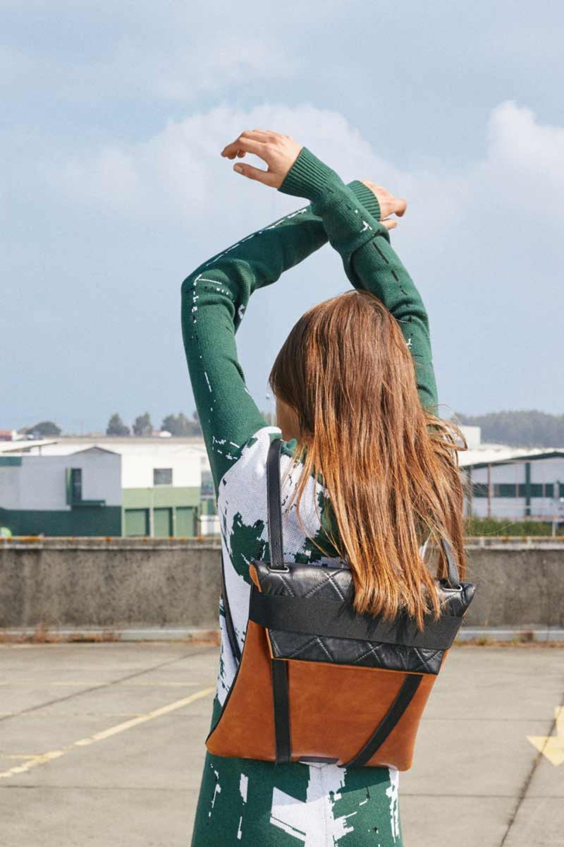 Daily-backpack-brown-and-black-women