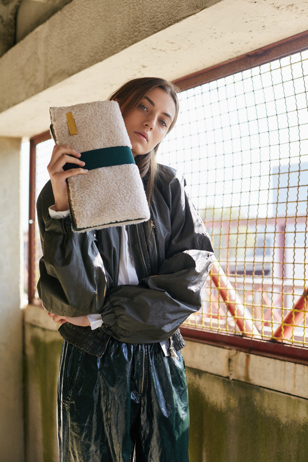 WHITE SHEARLING CLUTCH