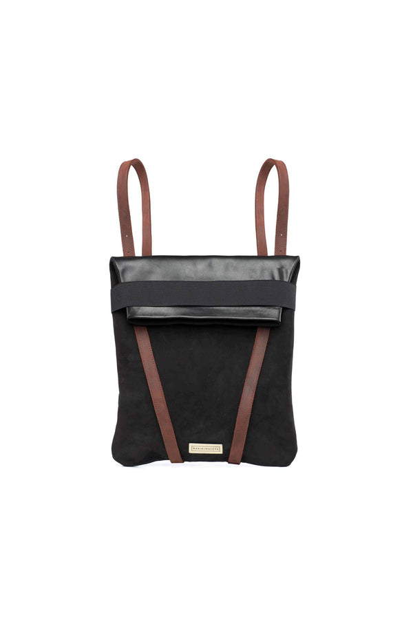 women-BLACK-BACKPACK-in-LEATHER-DESIGN2